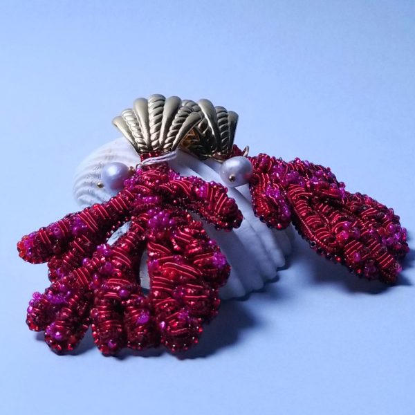 Boucle d oreille corail Boucles d'oreilles corail rouge brodée