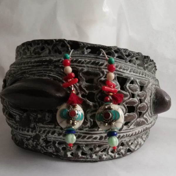 RESERVEE, Lynda. Boucles d'oreille ethniques , Mudita