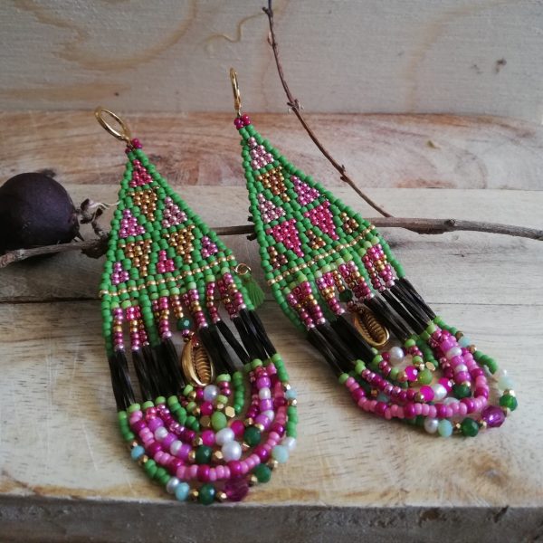 Boucles d'oreilles, Ethniques nomades.