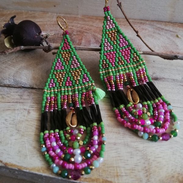 Boucles d'oreilles, Ethniques nomades.