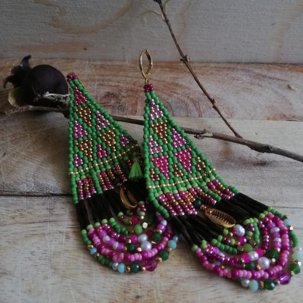 Boucles d'oreilles, Ethniques nomades.