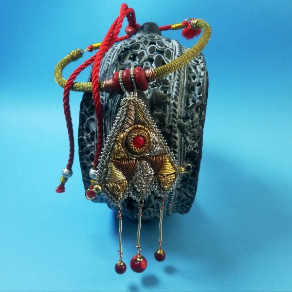 Amour Nomade, ras de cou