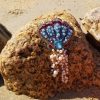 coquillage bleu brodé et sable Bye Bye my Love