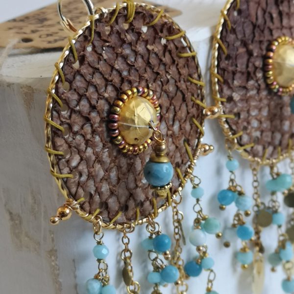 Peau Tambour, Boucle d'oreille cuir de poisson et Larimar.