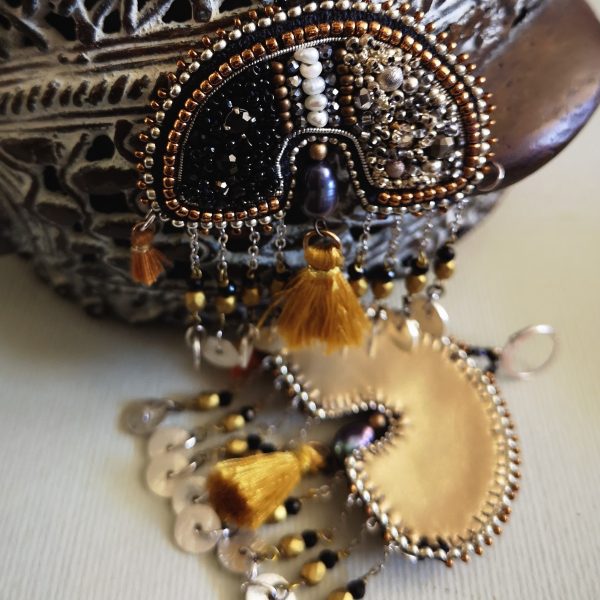 Boucles d'oreilles Terre Sacrée, spinelle