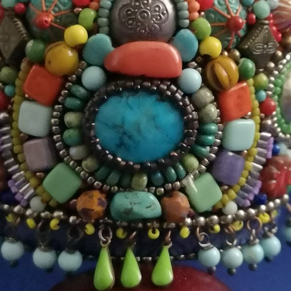 Manchette Brodée, turquoise et corail, Bleue Désert